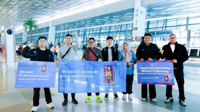 Para pemenang Program BRI Debit FC Barcelona. (Dok: BRI)