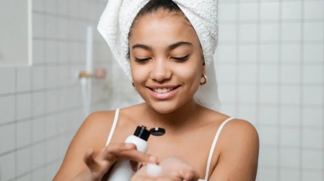 4 Low pH Cleanser Salicylic Acid Rp30 Ribuan, Basmi Komedo tanpa Iritasi
