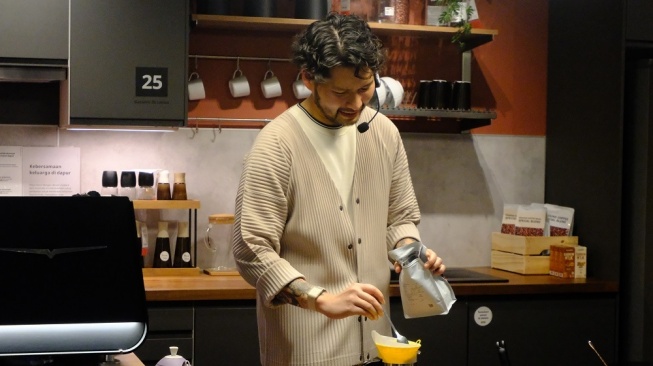 Resep Kopi Susu Biskuit ala Mikael Jasin, Cocok Temani Weekend di Rumah