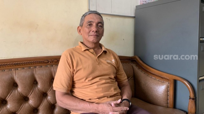 Lurah Poncosari, Supriyanto, ketika ditemui di ruangannya. (Suara.com/Irwan Febri)