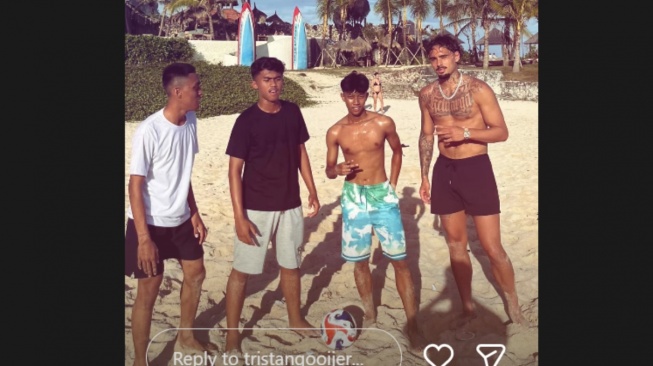 Tristan Gooijer terlihat sedang berada di Bali. (IG/Tristan Gooijer)