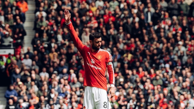 Samai Rekor Assist Henry dan De Bruyne, Bruno Fernandes Resmi Jadi Pemain Terbaik Liga Inggris 2026