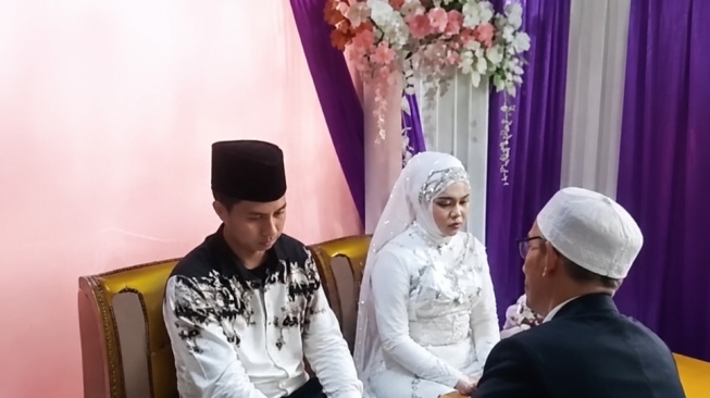 Mimpi Buruk di Hari Bahagia: Pengantin Pria Lari Tinggalkan Istri Saat Doa Nikah Berlangsung