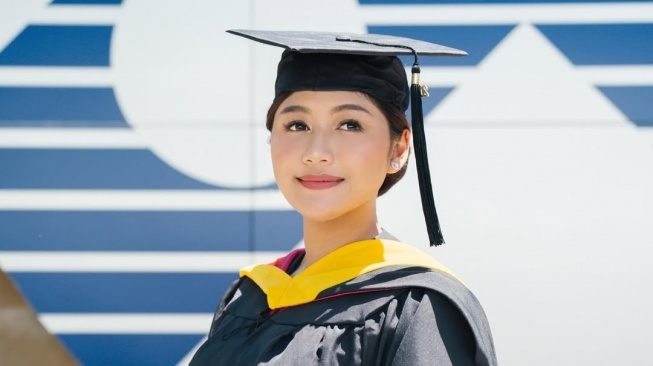 wisuda Erina Gudono di Universitas Pennsylvania (Instagram/@erinagudono)