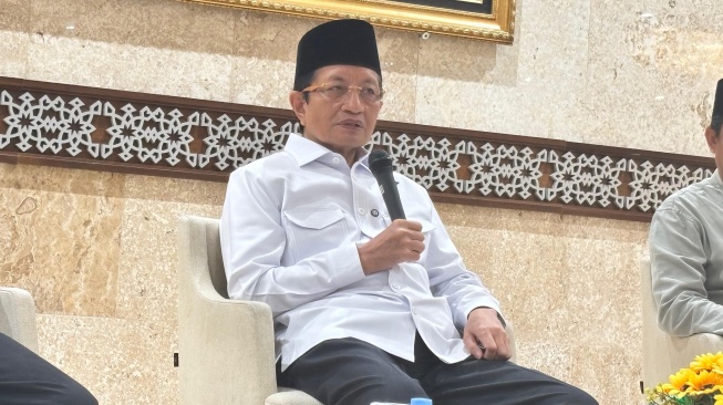 Menteri Agama Nasaruddin Umar di komplek Masjid Istiqlal, Jakarta Pusat, Senin (25/5/2026). [Suara.com/Adiyoga]