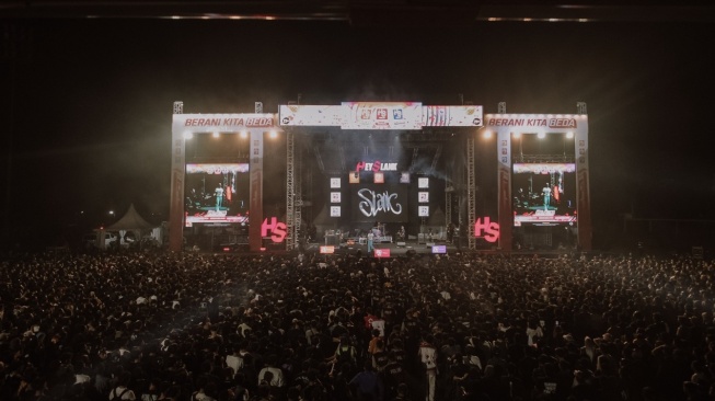 Konser Slank di Palembang Berlangsung Meriah, Puluhan Ribu Slankers Padati Jakabaring [Istimewa]
