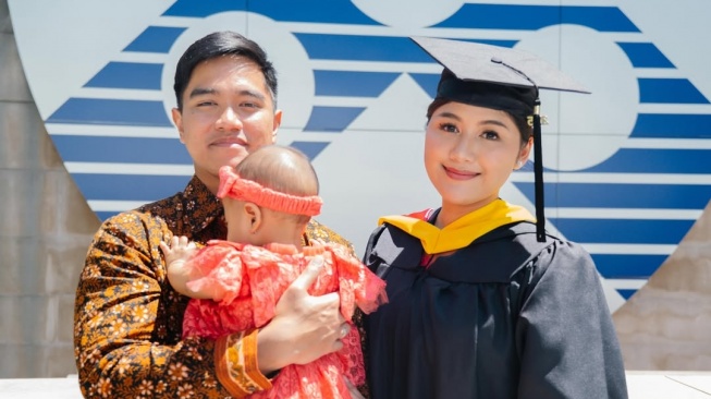 wisuda Erina Gudono di Universitas Pennsylvania (Instagram/@erinagudono)