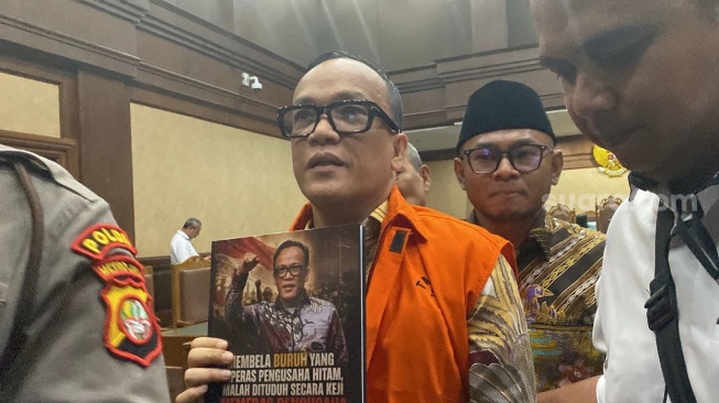 Pleidoi Menohok Noel: Bela Buruh Diperas, Malah Dituduh Memeras