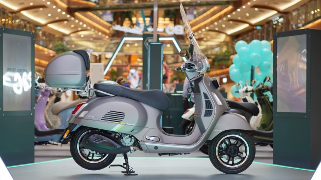 Vespa GTS Super Tech 250 Terbaru Meluncur di Indonesia Pakai Mesin HPE
