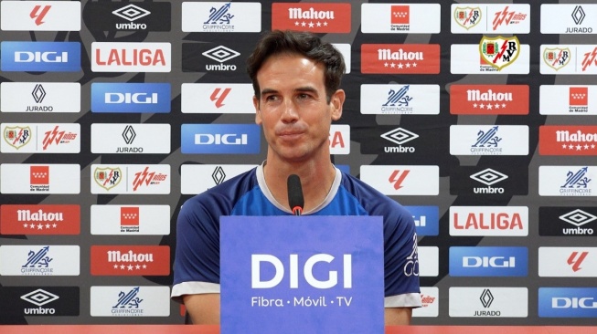 Inigo Perez: Rayo Vallecano Ingin Juara Liga Conference demi Penggemar