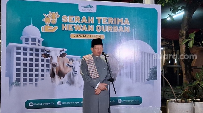 Nasaruddin Umar Terima Sapi Kurban dari Presiden dan Wapres