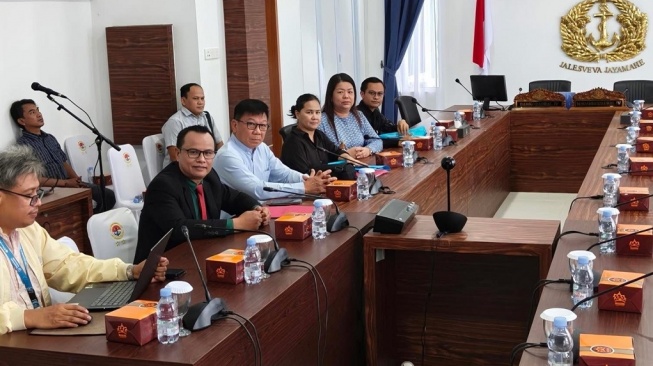 PH Jepang dalam pertemuan dengan Komando Daerah angkatan Laut IV yang dipimpin Wadan Kodaeral IV Laksamana Pertama Ketut Budiarto terkait penangkapan dan penahanan Kapal Capricorn. (Ist)