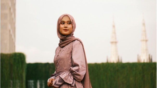 Gen Z dan FOMO Hari Raya: Haruskah Momen Iduladha Juga Diposting?