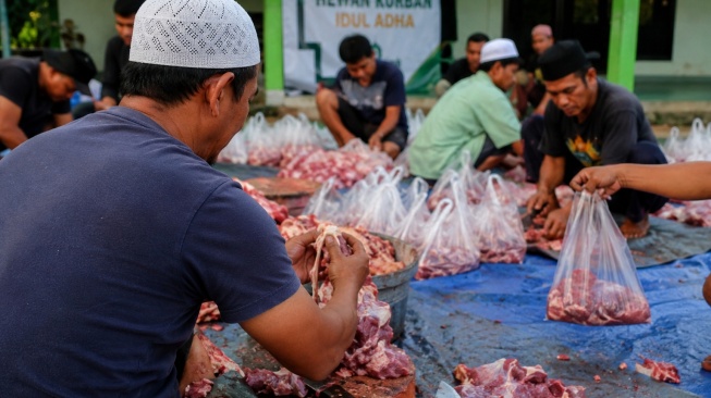 Bolehkah Menjual Daging Kurban? Ini Penjelasan Hukum Sesuai Syariat Islam