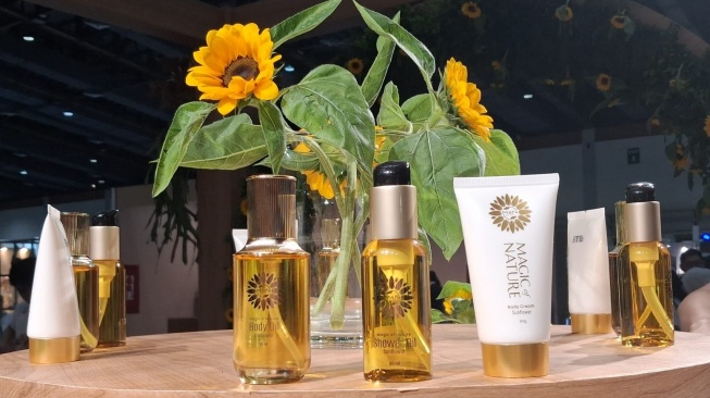 Dari Ladang ke Kulit: Menyusuri Kekuatan Sunflower Oil Organik dalam Body Care Magic of Nature