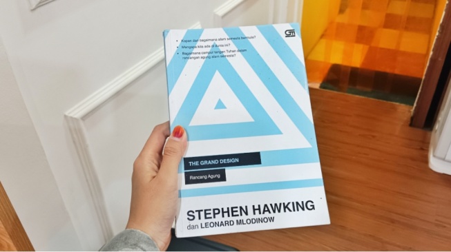 Menjelajahi Misteri Alam Semesta dalam Buku The Grand Design