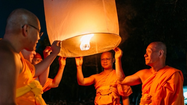 31 Ucapan Hari Raya Waisak yang Singkat, Penuh Makna, dan Menyentuh Hati