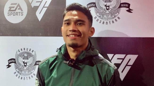 Pemain timnas Indonesia, Marselino Ferdinan, saat ia ditemui awak media dalam acara peluncuran resmi kolaborasi PSSI dengan EA SPORTS di Jakarta Selatan, Kamis (28/5/2026). (Antara/Zaro Ezza Syachniar)