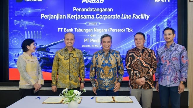 BTN dan PT Pindad lakukan penandatanganan Perjanjian Kerja Sama (PKS) Loan Facility di Jakarta pada Jumat (29/5/2026). (Dok: BTN)