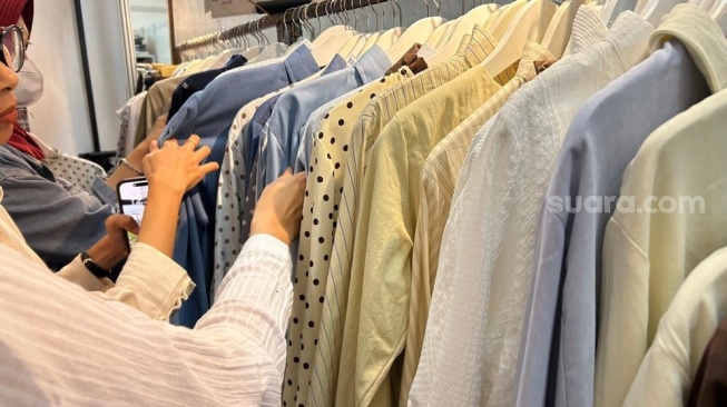 Bazar GlamLocal di Indonesia Women Fest di BSD, Tangerang Selatan, Jumat (29/5/2026). (Suara.com/Dini Afrianti Efendi)