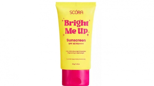 SCORA Bright Me Up Sunscreen (Shopee)