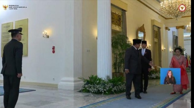 Hadiri Upacara Hari Lahir Pancasila, Prabowo Ajak Megawati Jalan Berdampingan