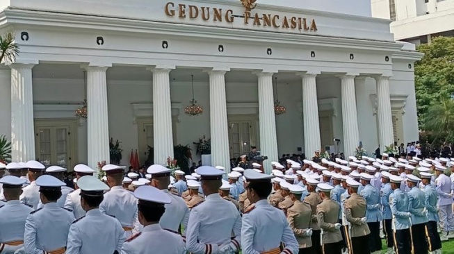 Kemlu Belum Pastikan 8 WNI Jadi Tentara Bayaran Rusia buat Perang Lawan Ukraina