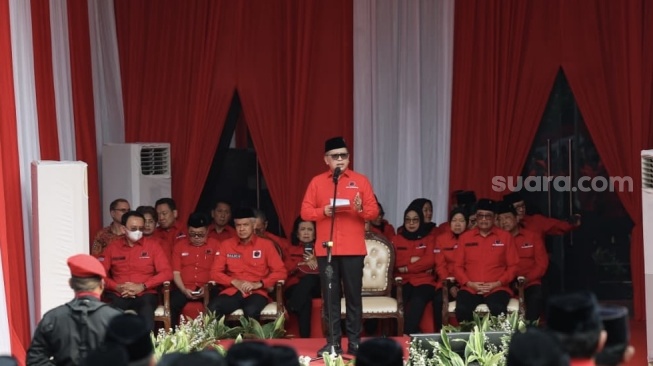 Kritik Keras Hasto PDIP di Hari Lahir Pancasila: APBN Mengkawatirkan, Utang Dibayar Pakai Utang!