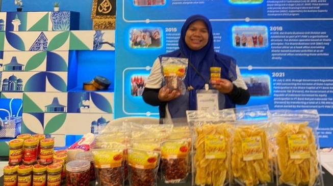 Lebih dari Sekadar Modal: Pemberdayaan yang Membantu Masyarakat Prasejahtera Menjauh dari Rentenir