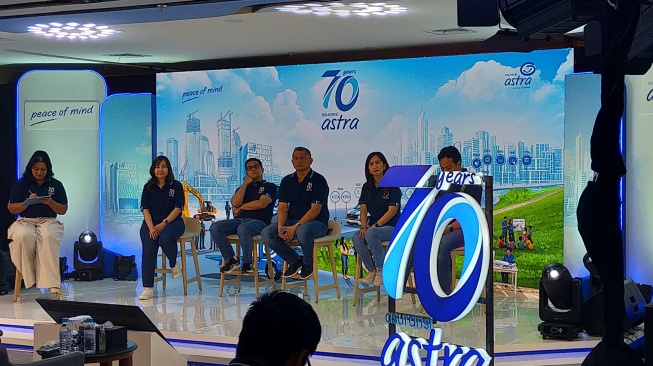 Q & A setelah seremoni kick-off #TujuhDekadeAsuransiAstra. (Suara.com/CNR ukirsari)