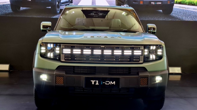 Jadi Pesaing Baru SUV Tangguh Jetour T1 i-DM Tawarkan Desain Ikonik dan Mesin Hybrid