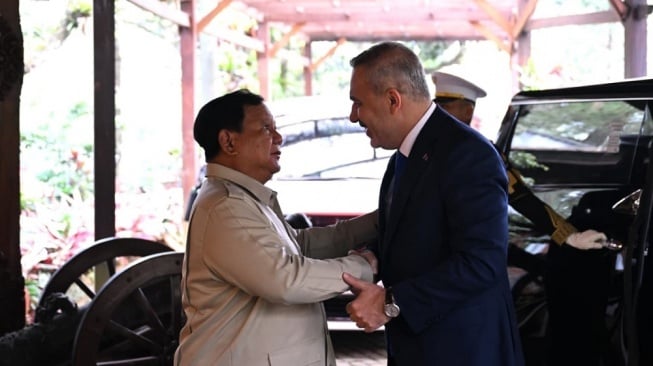 Bukan di Istana, Prabowo Jamu Menlu Trkiye di Hambalang: Bahas Misi Rahasia untuk Palestina?