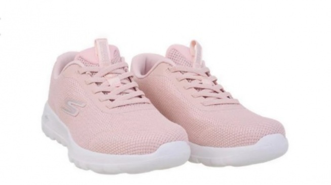 5 Sepatu Skechers Wanita Casual Termurah, Lagi Turun Harga di Website Resmi!