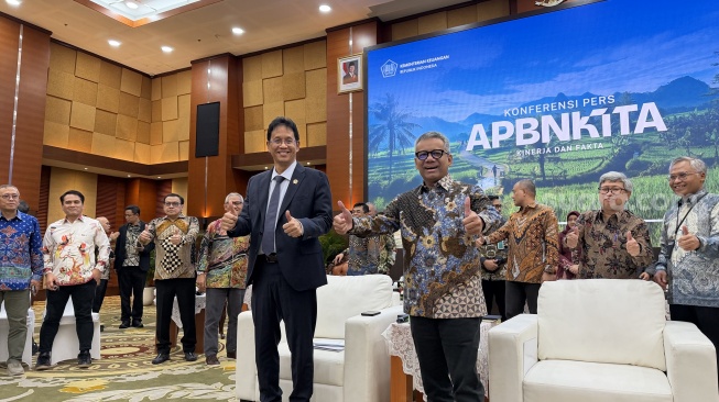 Meski Rupiah-IHSG Loyo, Purbaya Buktikan Arus Modal Asing Masih Ramai Masuk RI