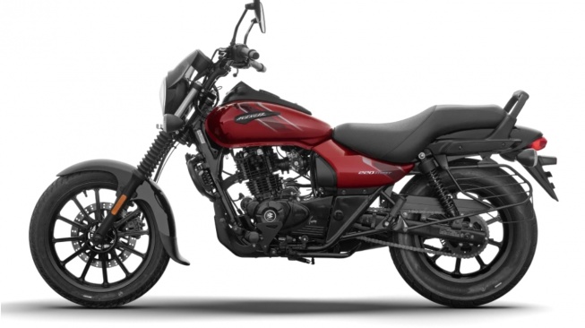Bajaj Avenger 220 Street. (Bajaj Auto)