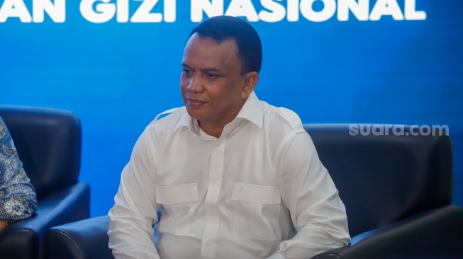 Wakil Kepala Badan Gizi Nasional (BGN) Trenggono saat konferensi pers di Gedung BGN, Jakarta, Kamis (4/6/2025). [Suara.com/Alfian Winanto]