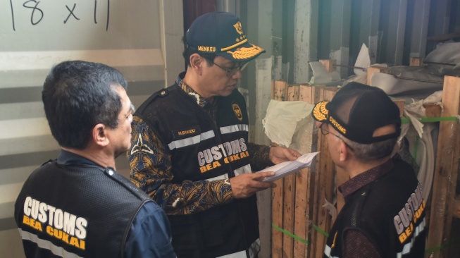 Ribuan Dokumen Menumpuk di Bea dan Cukai Tanjung Priok, Purbaya Mau Tambah Regulasi
