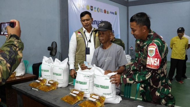 Beras SPHP merupakan instrumen strategis pemerintah untuk memastikan masyarakat tetap memperoleh beras dengan harga yang terjangkau. (Dok: Bulog)