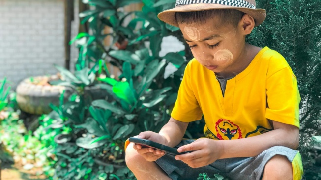Ancaman Cyberbullying dan Pornografi Meningkat, Puteri Indonesia Dukung PP TUNAS