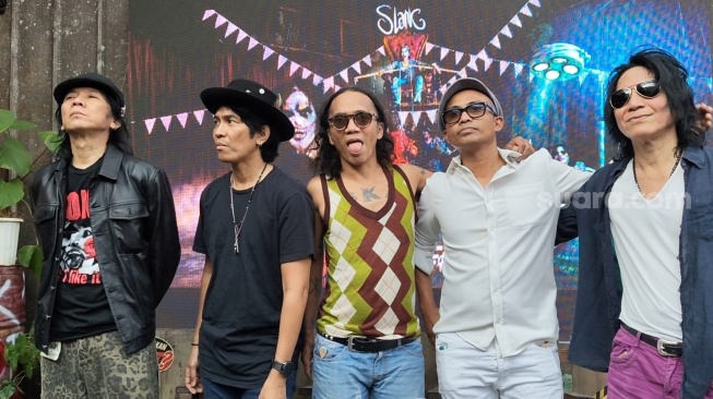 Slank dalam peluncuran album 'Republik Fufufafa' di Gang Potlot, Jakarta Selatan pada Jumat, 5 Juni 2026 [Suara.com/Rena Pangesti]