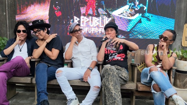 Tanggapi Anggapan Balik ke Setelan Pabrik, Bimbim: Slank Tetap Sama, Mereka yang Berubah