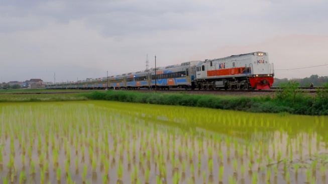 Ilustrasi Trainset Stainless Steel KAI [ho]
