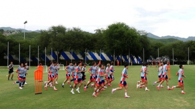 Salut! Pemain Jepang Ogah Ngeluh Dapat Lapangan Tarkam hingga 2 Hari Nomaden Cari Tempat Latihan