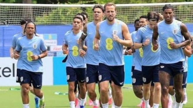 Insiden penembakan massal terjadi hanya beberapa menit dari markas timnas Inggris di Kansas City, Amerika Serikat. [Istimewa]