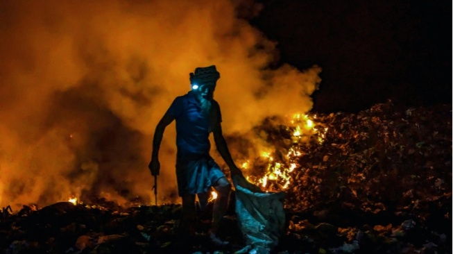 Larangan Impor Sampah Plastik China Memperburuk Kualitas Udara di Indonesia, Bagaimana Bisa?