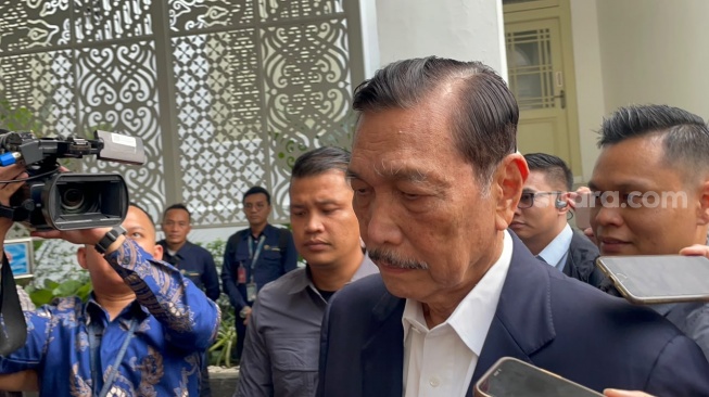 Luhut Bawa Chatib Basri ke Istana, Ini Tujuannya