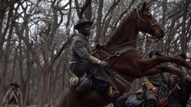 Sinopsis Lawmen: Bass Reeves [IMDb]