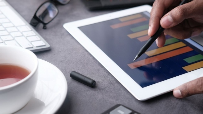 ilustrasi tablet (Pexels/Towfiqu barbhuiya)