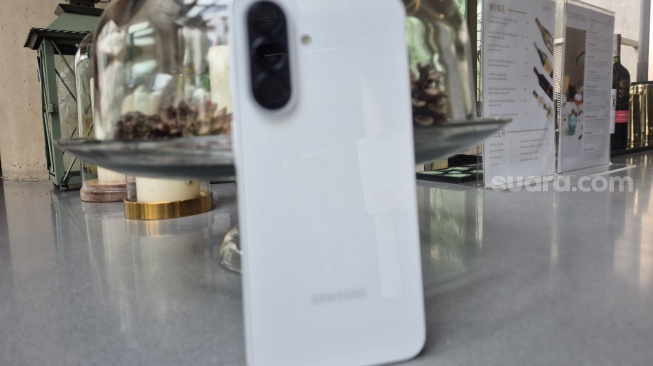 Samsung Galaxy A37 5G. [Suara.com/Dythia]