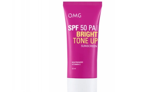 OMG Bright Tone Up Sunscreen SPF 50 PA++++ (Shopee)